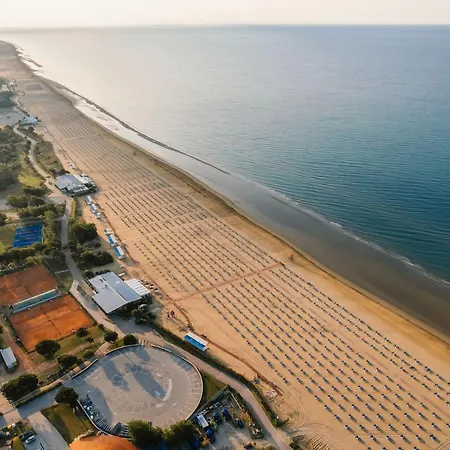 Lejlighed Near Shops And Bibione