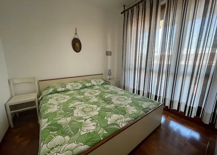 Near Shops And * Бибионе